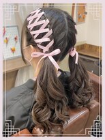 秋葉原コットン ヘアセット専門店&nbsp;イベントヘアーツインテール　レース編み