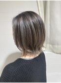 白髪ぼかしハイライト×レイヤーボブ♪