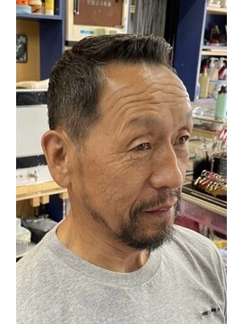 カットハウス アイビーシャドウフェード