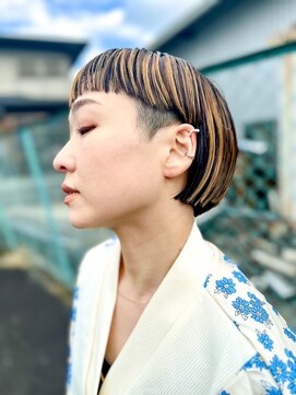 イコール ヘアー(equal hair) 刈り上げショートボブ