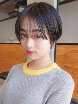 ノベルデイズ(NOVEL-DAYS) シルクバングのマッシュショートヘア小顔カット黒髪ショートヘア
