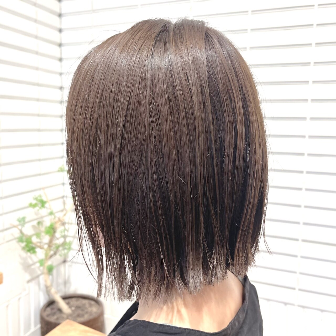 ぱつんとボブ(あご下3cm)：L192054743｜ホットペッパービューティー