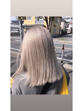 ナイロ(NiLO) ホワイトベージュ