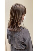 フェリエットバイビークール(feliette by Be-COOL)&nbsp;【feliette】根本を暗く染めたハイライトグラデーション