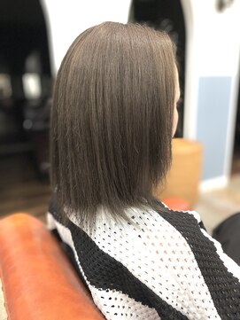 カザック(kazak) ダブルカラー×グレージュ