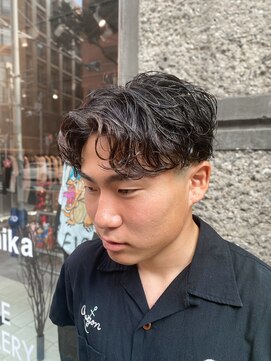 アイリーヘアデザイン(IRIE HAIR DESIGN) 【IRIE HAIR福岡】シャドウパーマ×センターパート
