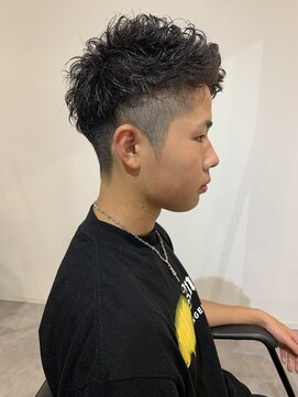 アース 天満橋店(HAIR & MAKE EARTH) カットパーマ