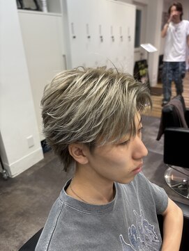 ルースト 京都四条大宮店(ROOST) フェザーショート