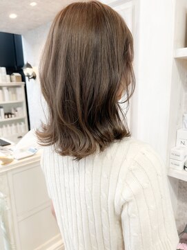 キャアリー(Caary) 福山Caary20代30代40代50代Caaryハッシュカットヘーゼルブラウン