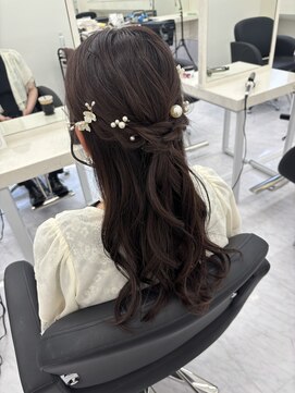 ジーナ 天神(Zina) ハーフアップ/お呼ばれヘア/ヘアセット/小顔/黒髪[福岡天神]