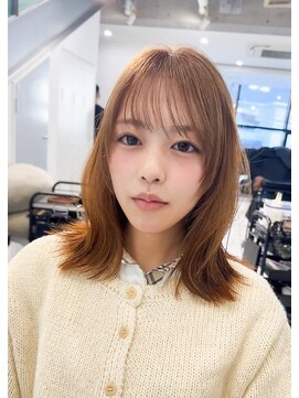 リノ 吉祥寺(Lino kichijoji) ミディアムレイヤーフェイスレイヤーミルクティーベージュ吉祥寺