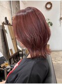 ピンクベージュレイヤーボブニュアンスカラー外ハネボブショート