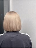 ホワイトベージュ