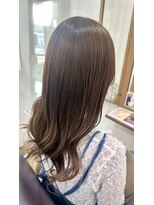 イタクラ 赤道店 (ITAKURA)&nbsp;透明感カラー/ブラウンベージュ/おくれ毛カット/セミロング