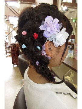 コアフィールフィス(COIFFURE fils) みつあみアレンジ