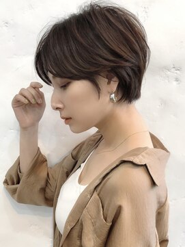 ラウラアンドロー(LAURA&RO) 【LAURA】大人可愛いハンサムショート/ボブショート