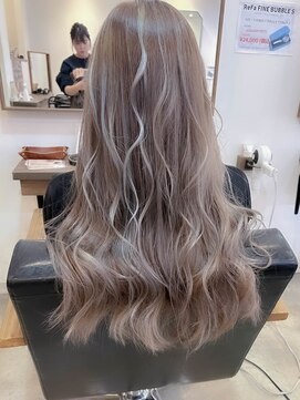 ヘアーラニッシュ 船橋店(hair Lanish) 細めのハイライトで白髪ぼかし/シアグレージュ