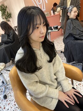 ボタン シブヤ(VOTAN SHIBUYA) 韓国ヘア/くびれヘア/顔まわりカット/前髪あり