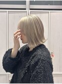 ブロンド/ベージュ/ショート/ボブ/切りっぱなし/ブリーチカラー