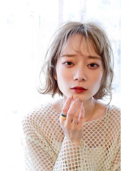 フィールルーチェ(Feel luce)の写真/傷みにくいケアブリーチ使用◎流行りのポイントカラーや、30代～のオトナデザインカラーもおすすめ♪