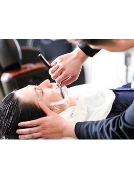 【まるで別人!?】1トーン明るくキリッとした好印象なメンズに♪やみつきになる☆《高宮駅すぐ》