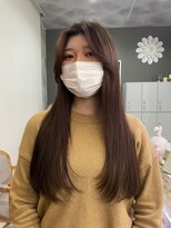 レド(LeDo)&nbsp;アッシュベージュ/ローレイヤー【四日市/ブリーチ/髪質改善】