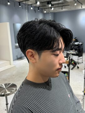 ハイプ(HYPE) ナチュラルマッシュ/韓国マッシュ/ニュアンスパーマ/メンズ/眉毛