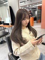 レブ 三条河原町(Reb,) ブリーチなしダブルカラーレイヤーカットミルクティーベージュ