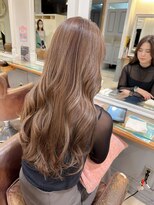 ネオリーブ チロル 横浜西口店(Neolive CiroL.)&nbsp;ハイライトカラー/ミルクティーベージュ/ロングヘア【横浜】k