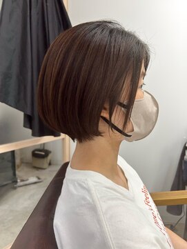 エレノア 自由が丘店(Eleanor) 自由が丘/丸みショート/トリートメント/イルミナカラー