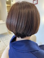 サロン ド コワフュールシェ トモ(salon de coiffure chez tomo)&nbsp;大人可愛「脱・白髪染め！丸みショートボブ×艶感ピンクベージュ