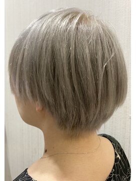 トムキャット(TOM CAT) ハイトーン ブリーチカラー ホワイト グレージュ