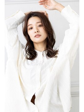 トティア 梅田(Totia) 【Totia梅田】ゆるふわ巻きセミディ×ミルクチョコレート