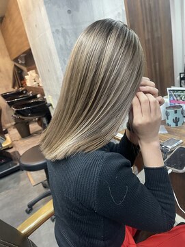 ラフ(LAFF) #バレイヤージュ#グレージュカラー#ボブウルフ#ココアベージュ