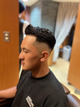 ヘアモード キクチ 銀座店 大人なビジネスフェード