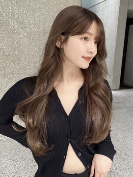 ローネス(LONESS) 大人気のグレーベージュ【表参道/青山】