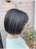 黒髪ラウンドボブ