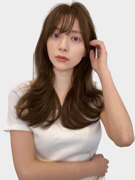 ユーフォリア 池袋東口駅前店(Euphoria) 大人可愛い韓国風ミディアムレイヤーツヤ感くびれカール