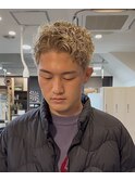 金髪スパイキー神戸金髪パーマ神戸ピンパーマ神戸短髪パーマ