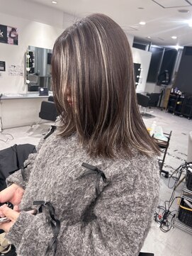 キング 枚方店(K!ng) 縮毛矯正髪質改善ハイライトレイヤーカット枚方美容室エクステ