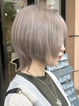 ヘアーデザイン ジュモク(Hair Design Jumoku)の写真/おくれ毛カットで韓国風に♪流行りの斜め流しにも◎顔周りのカットで小顔に魅せるのが魅力。【我孫子】
