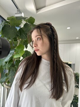 ノーム(NORME) オリーブグレージュ