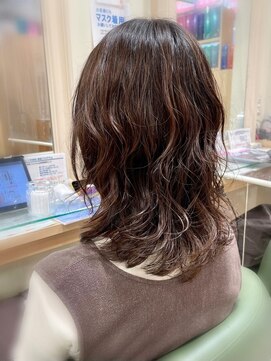 アエラス(Aeolus) ネオウルフ外ハネパーマ