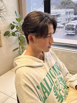 ダブルアール(RR MEN'S SALON) MEN’S/リバースセンターパート/ニュアンスパーマ/由比ヶ浜