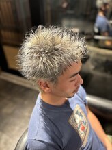 【メンズハイトーン】ダブルカラーで魅せる！憧れのホワイト＆シルバーで劇的垢抜け[湘南台/ダンパチ]