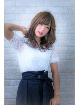 ヘアーアートシフォン 池袋西口店(Hair art chiffon) 厚めバングクラシカルワンレンフェザーロングセンターパート