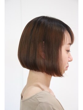 サロンド マーチ 縮毛矯正で艶々ストレート♪