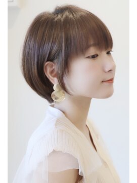 アイ(I.) お手入れ簡単30代からの大人女性におすすめショートボブ　川口
