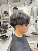 センターパート×緩めツイスパ 波巻きパーマツイストスパイラル
