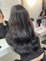 ブレンド 渋谷(BLend)&nbsp;黒髪ボブルフネビージュ小顔ワンレンスペインカール